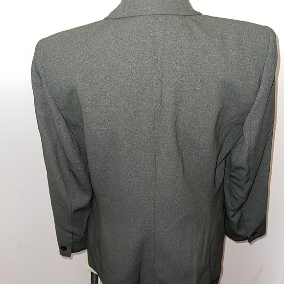 Larry Levine Suit Jacket & Skirt - Picture 8 of 16